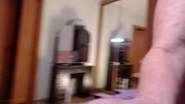 Snapshot of Blondebomb chatting on November 28, 4:12 am Blondebomb online show from November 28, 4:12 am