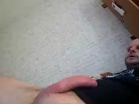 Snapshot of pussyjuicelover38 chatting on December 3, 1:06 pm pussyjuicelover38 online show from December 3, 1:06 pm