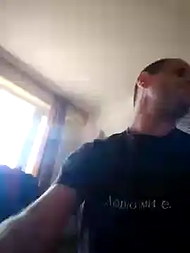 Snapshot of pussyjuicelover38 chatting on December 19, 10:56 am pussyjuicelover38 online show from December 19, 10:56 am