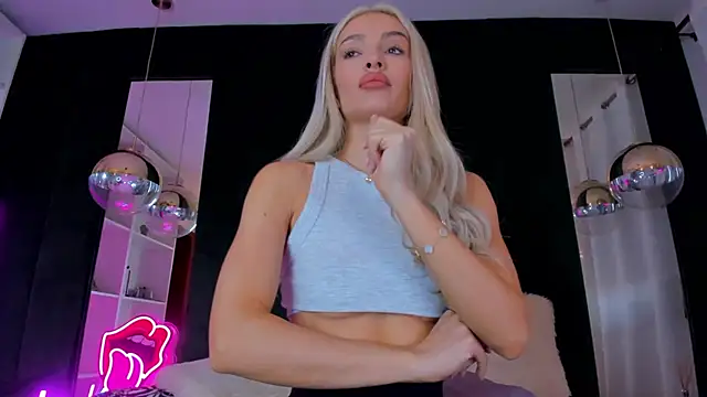 Snapshot of Belle_Kim_ chatting on March 15, 5:41 am Belle Kim online show from March 15, 5:41 am