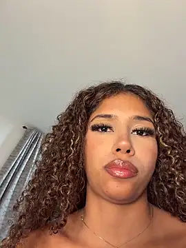 stormyy  online show from March 7, 1:56 am