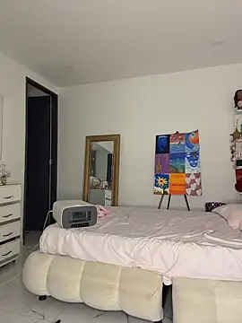 stormyy  online show from May 23, 11:26 pm