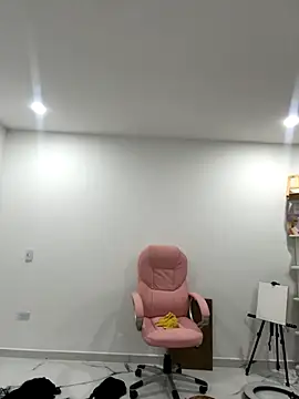 stormyy  online show from October 24, 12:20 am