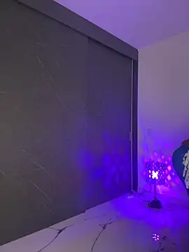 stormyy  online show from October 22, 11:36 pm