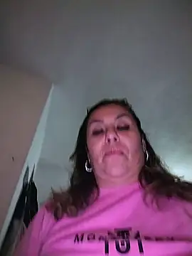 Snapshot of Myrnasexxx chatting on June 7, 11:21 pm Myrnasexxx online show from June 7, 11:21 pm