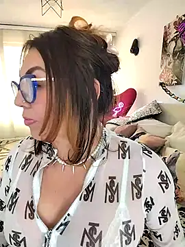 Myrnasexxx online show from October 30, 4:15 pm