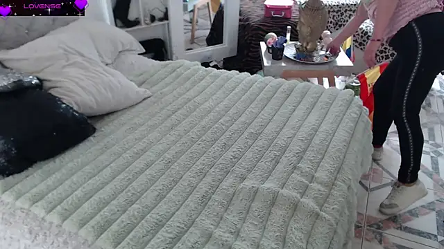 Myrnasexxx online show from March 24, 6:52 pm