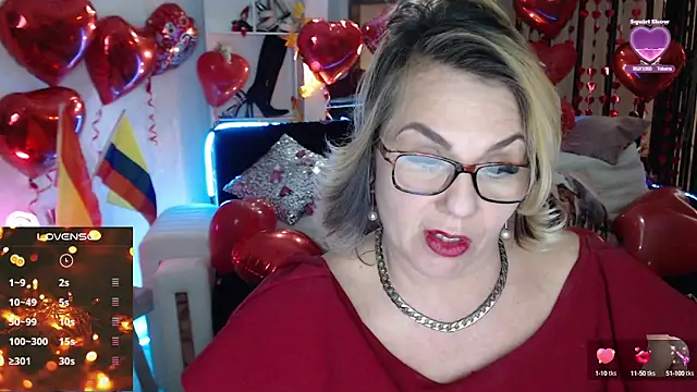 Snapshot of Myrnasexxx chatting on February 15, 4:14 am Myrnasexxx online show from February 15, 4:14 am