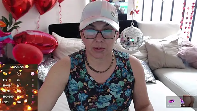 Snapshot of Myrnasexxx chatting on February 18, 6:15 pm Myrnasexxx online show from February 18, 6:15 pm