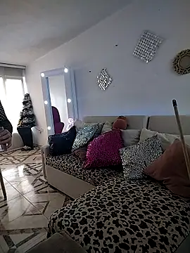 Snapshot of Myrnasexxx chatting on December 22, 12:38 pm Myrnasexxx online show from December 22, 12:38 pm