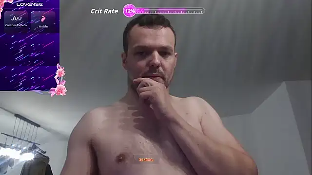 Snapshot of antoinepassion chatting on November 8, 6:44 pm antoinepassion online show from November 8, 6:44 pm