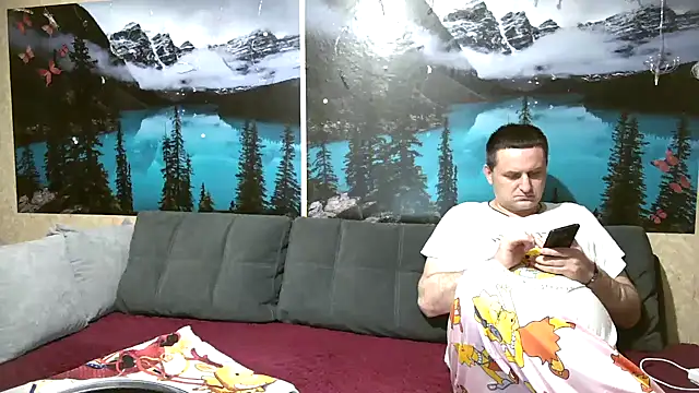 Big Boss55 online show from April 1, 4:04 pm