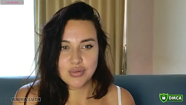 AminaCharm online show from February 5, 9:05 am