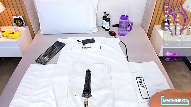 bounce katty online show from April 9, 8:37 pm