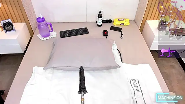 bounce katty online show from February 24, 9:37 pm