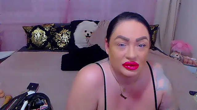 BustyVicky online show from December 2, 10:00 pm