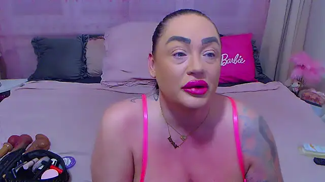 BustyVicky online show from October 27, 10:00 pm