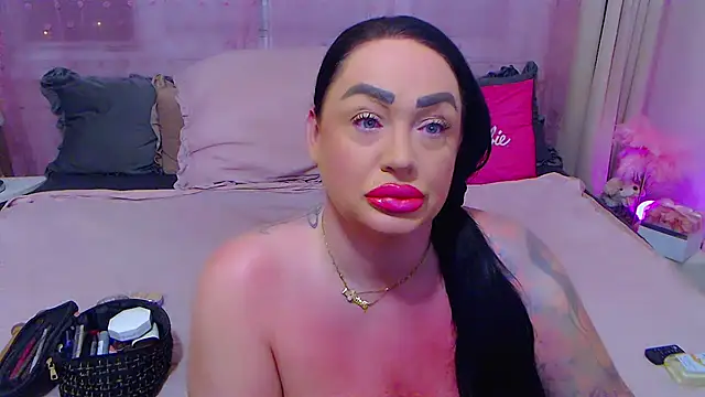 BustyVicky online show from October 23, 9:13 pm