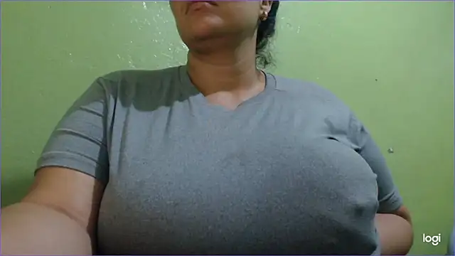 Snapshot of Kosem4 chatting on March 11, 3:47 am Kosem4 online show from March 11, 3:47 am