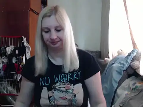 BustyBlond online show from March 19, 8:55 am