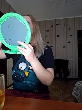 BustyBlond online show from December 14, 5:57 am