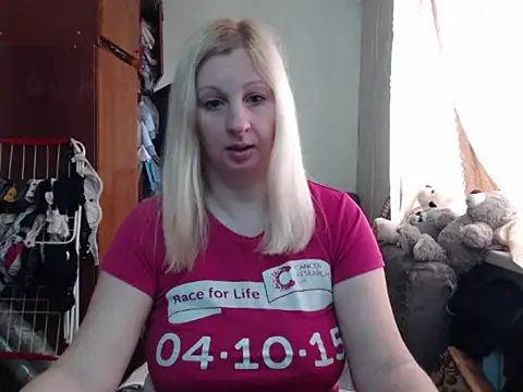 BustyBlond online show from March 17, 9:12 am