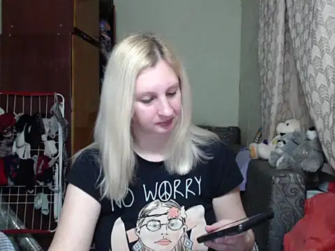 BustyBlond online show from February 27, 5:05 pm