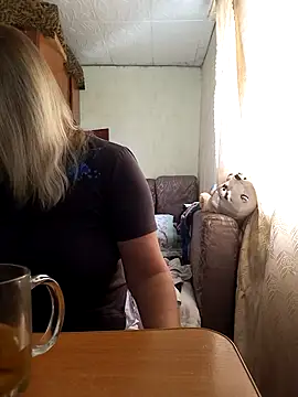 BustyBlond online show from September 27, 5:57 am