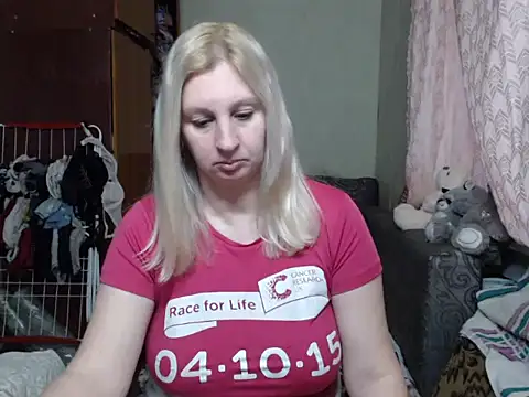 BustyBlond online show from March 4, 3:37 pm