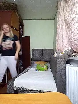 BustyBlond online show from October 31, 4:53 am