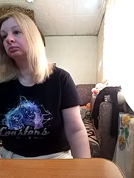 BustyBlond online show from March 16, 4:53 am