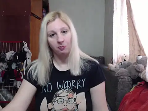BustyBlond online show from March 18, 3:12 pm
