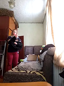 BustyBlond online show from February 26, 9:09 am