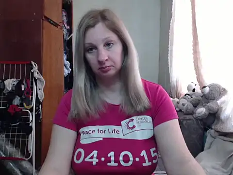 BustyBlond online show from March 21, 11:33 am