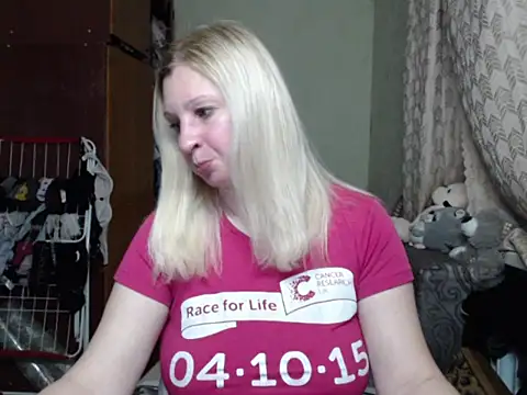 BustyBlond online show from March 17, 4:33 pm