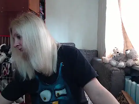 BustyBlond online show from March 10, 9:23 am