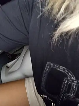 BustyBlond online show from November 13, 9:24 am