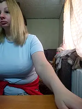 BustyBlond online show from April 30, 2:51 am