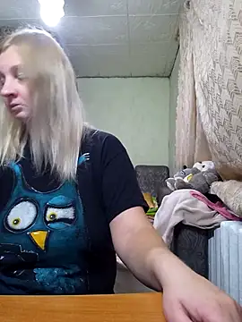 BustyBlond online show from November 12, 5:17 pm