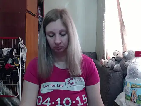 BustyBlond online show from March 21, 8:28 am