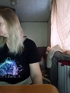 BustyBlond online show from February 10, 4:55 am