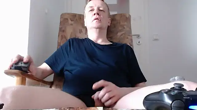 Cordt27 online show from May 3, 3:37 pm