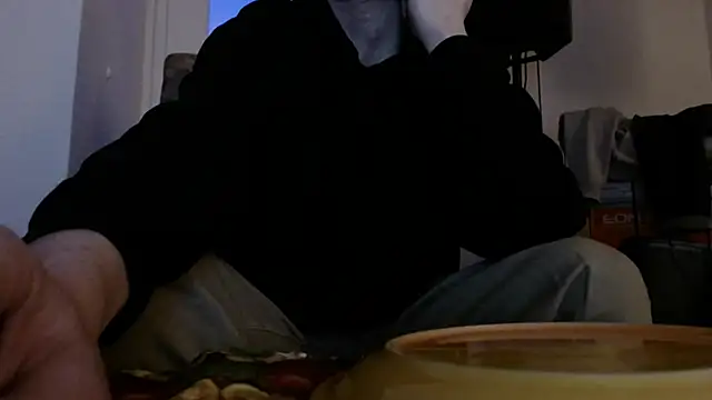 Cordt27 online show from November 30, 5:25 pm