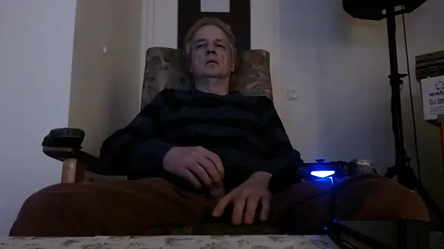 Cordt27 online show from March 12, 10:14 pm