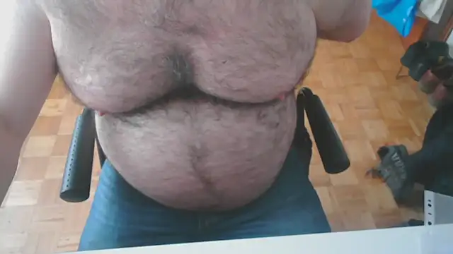 mikeyhotbear online show from March 2, 4:47 pm