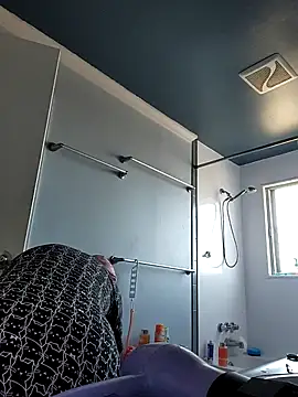 Snapshot of RuggyRackz chatting on October 12, 4:19 pm RuggyRackz online show from October 12, 4:19 pm