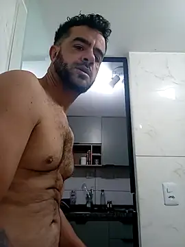 SMOKERBEASTBR online show from January 8, 10:49 pm