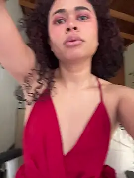 GabriSaenz online show from July 22, 1:46 pm