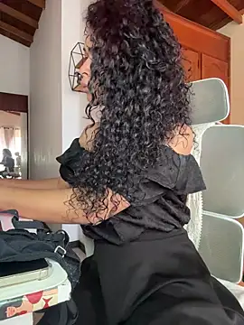 GabriSaenz online show from July 9, 2:05 pm