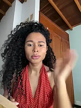 GabriSaenz online show from March 18, 1:23 pm